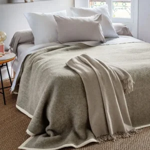 Toison d'Or Plaids Et Couvre-Lits<Couverture en Laine Vierge Pastorale,