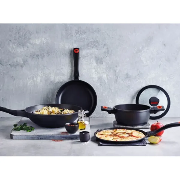 BEKA Woks<Wok revêtu Energy,